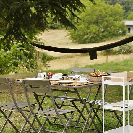 Une Pause En Correze Sarroux Exterior foto